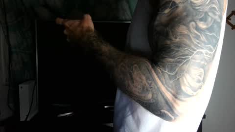 Snapshot of kennerfox77 chatting on 12-09-24, 04:23 Kennfox777 online show from 12-09-24, 04:23