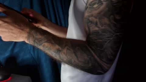 Snapshot of kennerfox77 chatting on 01-09-25, 06:48 Kennfox777 online show from 01-09-25, 06:48