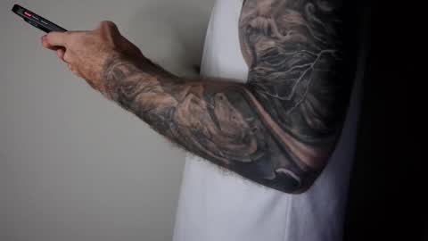 Snapshot of kennerfox77 chatting on 02-24-25, 05:00 Kennfox777 online show from 02-24-25, 05:00