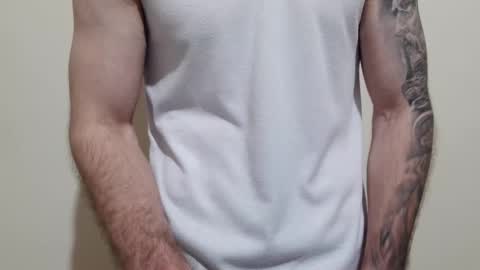 Snapshot of kennerfox77 chatting on 03-05-25, 03:51 Kennfox777 online show from 03-05-25, 03:51