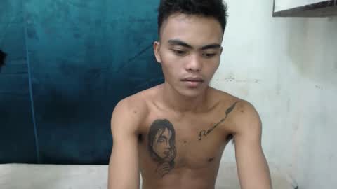 Snapshot of kenneth_jeey chatting on 09-09-25, 10:37 kenneth_jeey online show from 09-09-25, 10:37