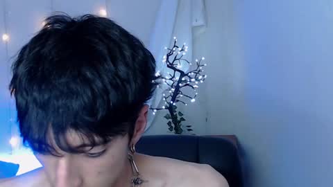 Snapshot of kenny__hot chatting on 12-05-24, 10:01 kenny online show from 12-05-24, 10:01