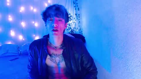 Snapshot of kenny__hot chatting on 01-04-25, 05:16 kenny online show from 01-04-25, 05:16