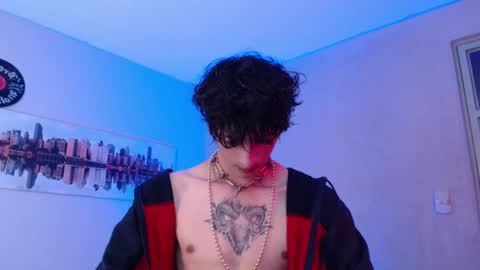 Snapshot of kenny__hot chatting on 02-08-25, 09:25 kenny online show from 02-08-25, 09:25