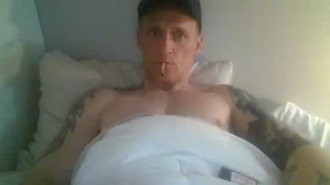 kennyboyk online show from 05-18-26, 04:51