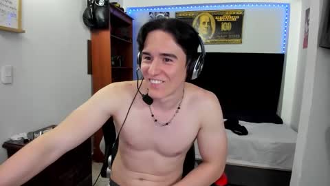 Snapshot of kent_zagann chatting on 01-21-25, 05:16 Santiago online show from 01-21-25, 05:16