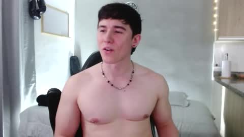 Snapshot of kent_zagann chatting on 10-23-25, 05:18 Santiago online show from 10-23-25, 05:18