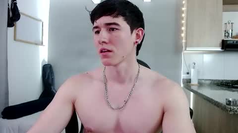Snapshot of kent_zagann chatting on 10-27-25, 02:48 Santiago online show from 10-27-25, 02:48