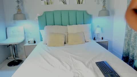Snapshot of kentha_mitchells chatting on 02-27-25, 10:15 kentha_mitchells online show from 02-27-25, 10:15