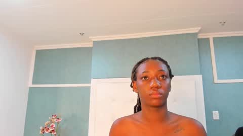 Snapshot of kentha_mitchells chatting on 09-18-25, 10:50 kentha_mitchells online show from 09-18-25, 10:50