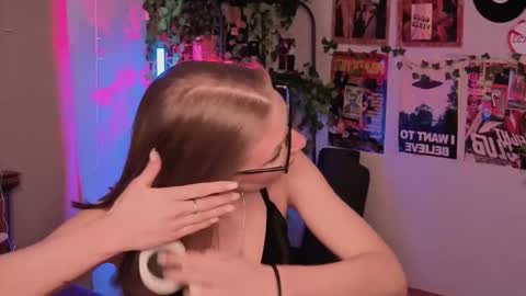 Lisa online show from 01-09-26, 09:01