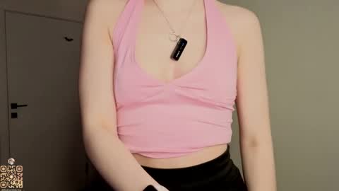 Lisa online show from 05-15-26, 07:32