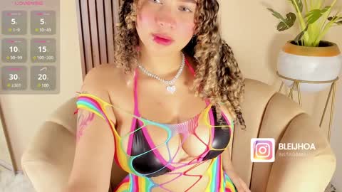 Keny Kitty  Onlyfans Kenayfoxx online show from 01-11-25, 06:56