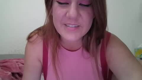 Snapshot of kenzbenz chatting on 09-23-25, 06:00 KenzBenz online show from 09-23-25, 06:00