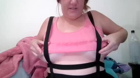 Snapshot of kenzbenz chatting on 07-08-26, 05:17 KenzBenz online show from 07-08-26, 05:17