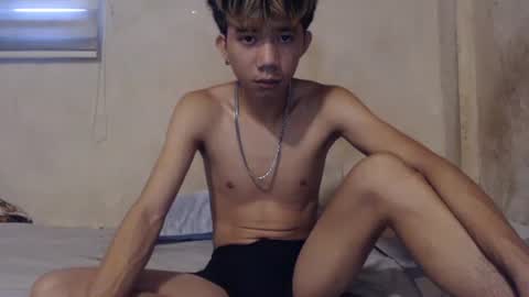 Snapshot of kenzy931455 chatting on 05-06-26, 12:41 kenzy931455 online show from 05-06-26, 12:41