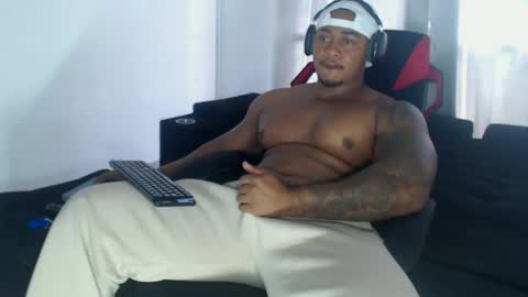 dany wolf002 online show from 02-27-25, 08:42