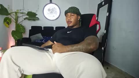 dany wolf002 online show from 04-05-26, 07:33