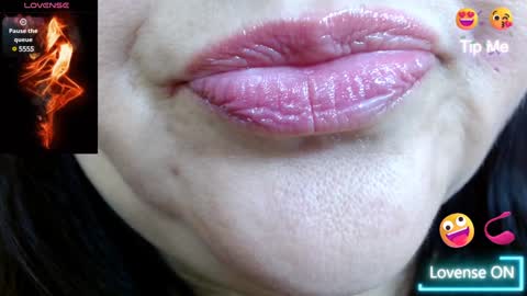 Snapshot of kerly_doll chatting on 01-25-25, 04:13 K E R L Y online show from 01-25-25, 04:13