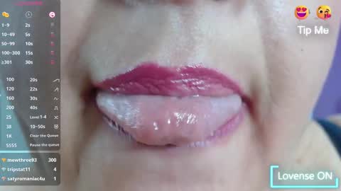 Snapshot of kerly_doll chatting on 03-11-25, 09:37 K E R L Y online show from 03-11-25, 09:37