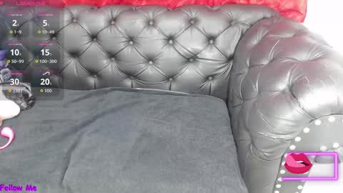 Snapshot of kerly_doll chatting on 10-09-25, 12:14 K E R L Y online show from 10-09-25, 12:14