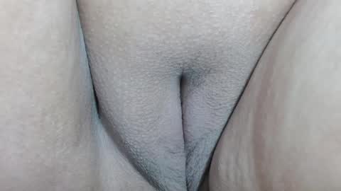 Snapshot of kerly_doll chatting on 01-06-26, 12:31 K E R L Y online show from 01-06-26, 12:31