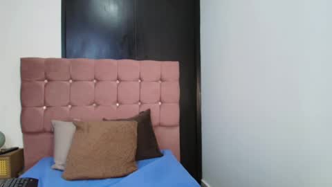 KERLY online show from 09-17-25, 03:03