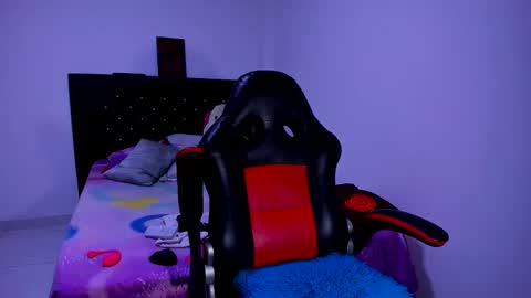 Kerlysmith24 online show from 01-29-25, 08:25