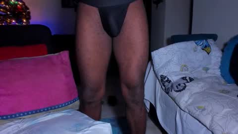 Snapshot of kerlysmith24 chatting on 11-28-25, 03:25 Kerlysmith24 online show from 11-28-25, 03:25