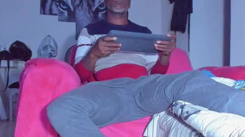 Snapshot of kerlysmith24 chatting on 02-20-26, 11:43 Kerlysmith24 online show from 02-20-26, 11:43