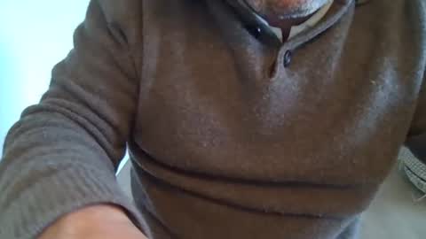 Snapshot of kermitgp3 chatting on 03-29-26, 03:23 Anton online show from 03-29-26, 03:23