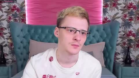 Kerry online show from 02-23-25, 06:45