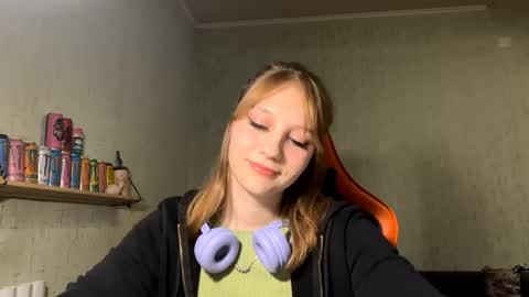 Snapshot of kesharegen chatting on 04-04-26, 05:10 Kate online show from 04-04-26, 05:10