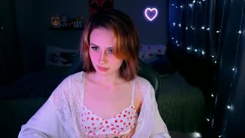 Snapshot of keti_moon chatting on 05-10-26, 07:08 Keti 3 online show from 05-10-26, 07:08
