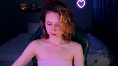 Snapshot of keti_moon chatting on 06-12-26, 06:51 Keti 3 online show from 06-12-26, 06:51