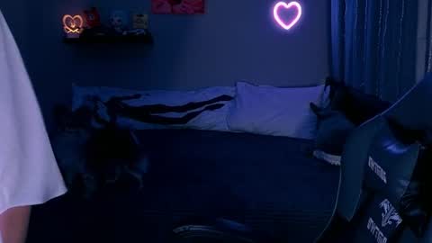 Snapshot of keti_moon chatting on 06-27-26, 07:30 Keti 3 online show from 06-27-26, 07:30