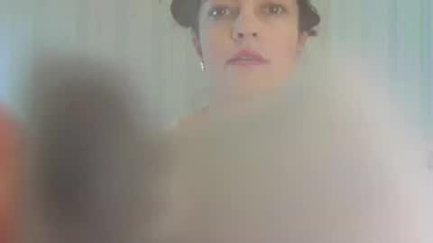 Snapshot of kettimi chatting on 12-13-24, 09:13 Catherine online show from 12-13-24, 09:13