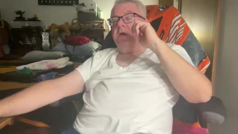 kev92569 online show from 12-20-24, 01:47