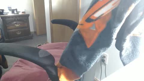 kev92569 online show from 11-18-25, 01:33