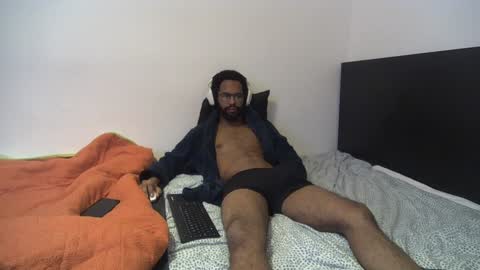 kevi4 online show from 02-05-25, 06:37