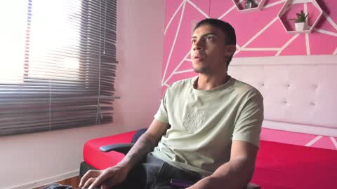   online show from 12-04-24, 09:02