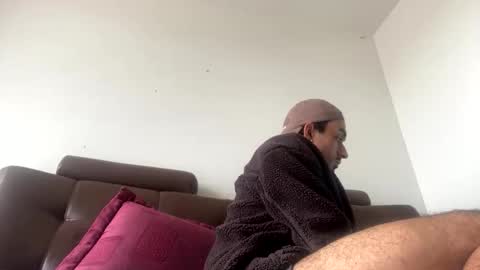 Snapshot of kevin777623 chatting on 06-04-26, 12:22 kevin777623 online show from 06-04-26, 12:22