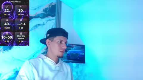Snapshot of kevin__max_ chatting on 06-17-26, 03:09 Kev online show from 06-17-26, 03:09