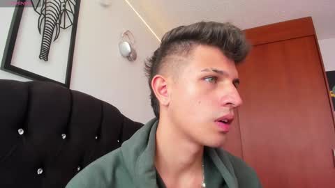 Snapshot of kevin_ahs1 chatting on 11-26-25, 04:30 Kevin Ahs online show from 11-26-25, 04:30