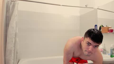 Snapshot of kevin_hornyyy chatting on 01-23-25, 03:32 kevin online show from 01-23-25, 03:32