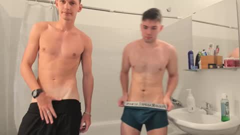 Snapshot of kevin_hornyyy chatting on 03-09-25, 12:42 kevin online show from 03-09-25, 12:42