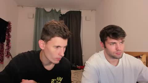 Snapshot of kevin_hornyyy chatting on 09-13-25, 04:40 kevin online show from 09-13-25, 04:40