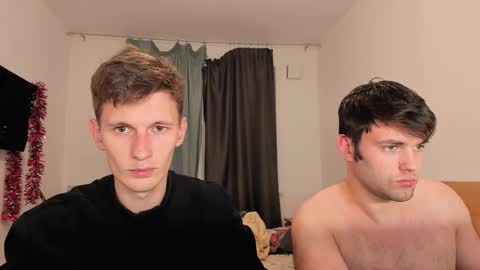 Snapshot of kevin_hornyyy chatting on 09-20-25, 05:47 kevin online show from 09-20-25, 05:47