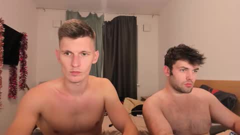 Snapshot of kevin_hornyyy chatting on 09-23-25, 05:27 kevin online show from 09-23-25, 05:27