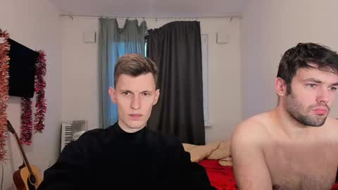 Snapshot of kevin_hornyyy chatting on 11-29-25, 10:07 kevin online show from 11-29-25, 10:07